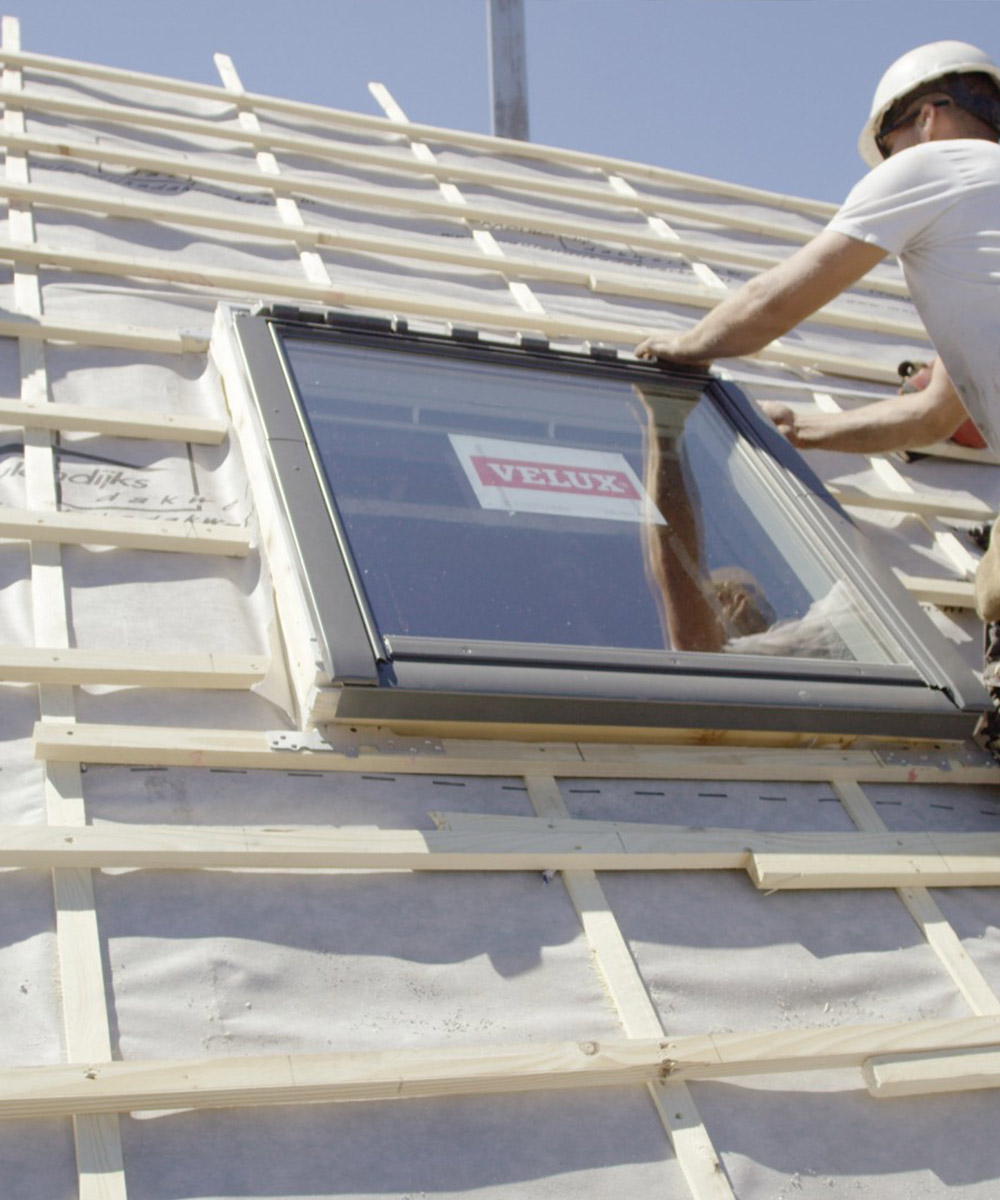 Pose de fenêtres de toit Velux à Nogent-sur-Marne (94130) dans le Val de Marne (94)